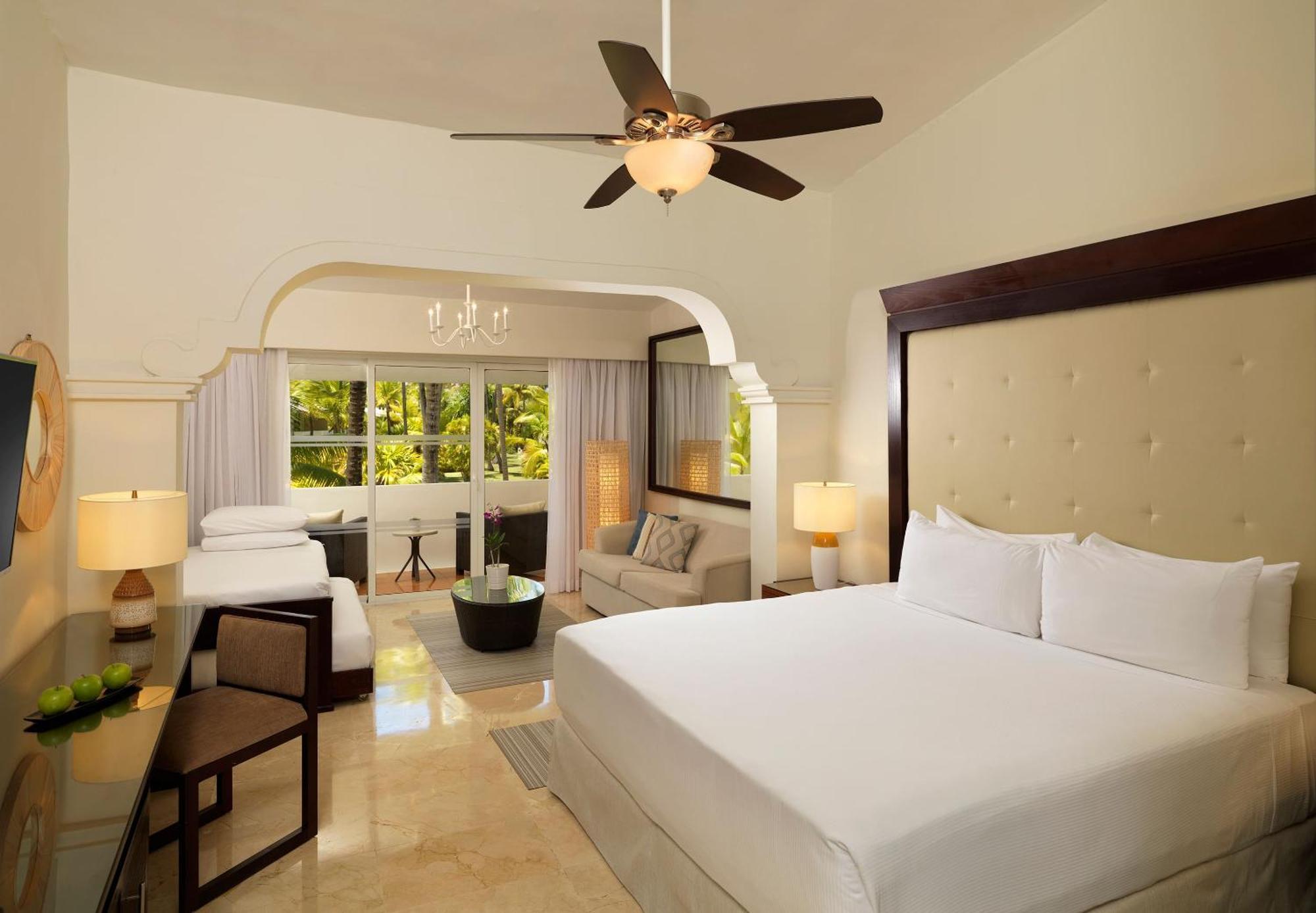 Suite Junior The Level Tropikal Palms
